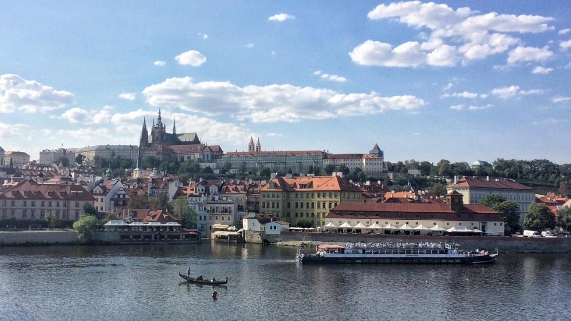 Spacious Prague View Apartment Esterno foto